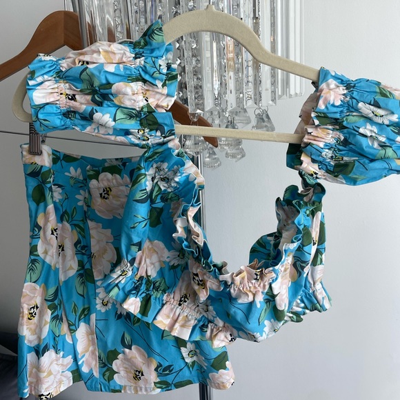 Revolve Yumi Kim Blue Floral off the shoulder short skirt set - Picture 4 of 4